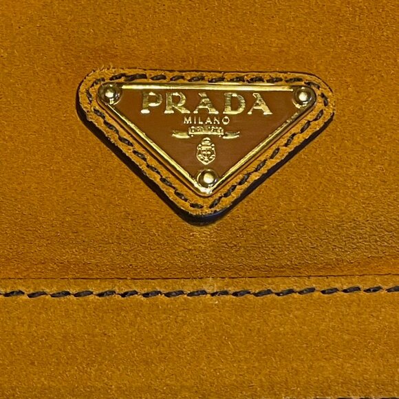 PRADA Vitello Daino Bucket Bag - Picture 7 of 11